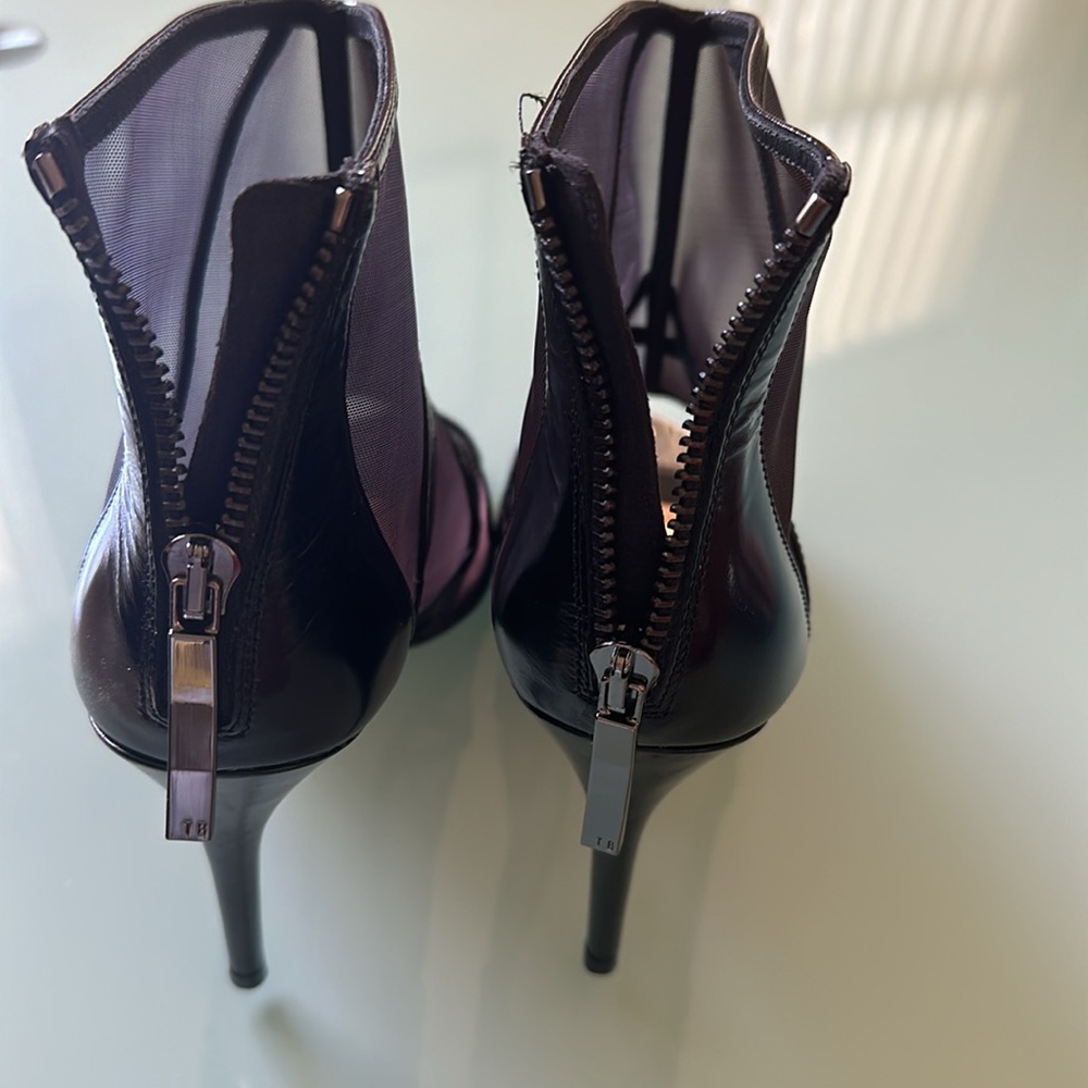 Ted Baker Mesh Bootie Size 39 Excellent Condition!! - Picture 3 of 8